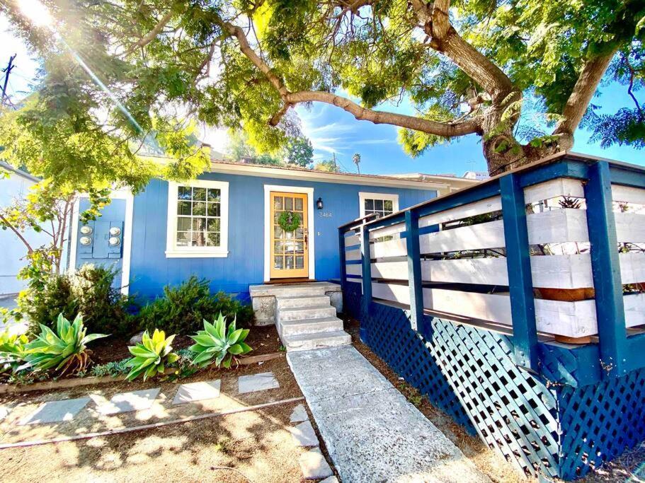 Holiday home The Downtown Blue Escape