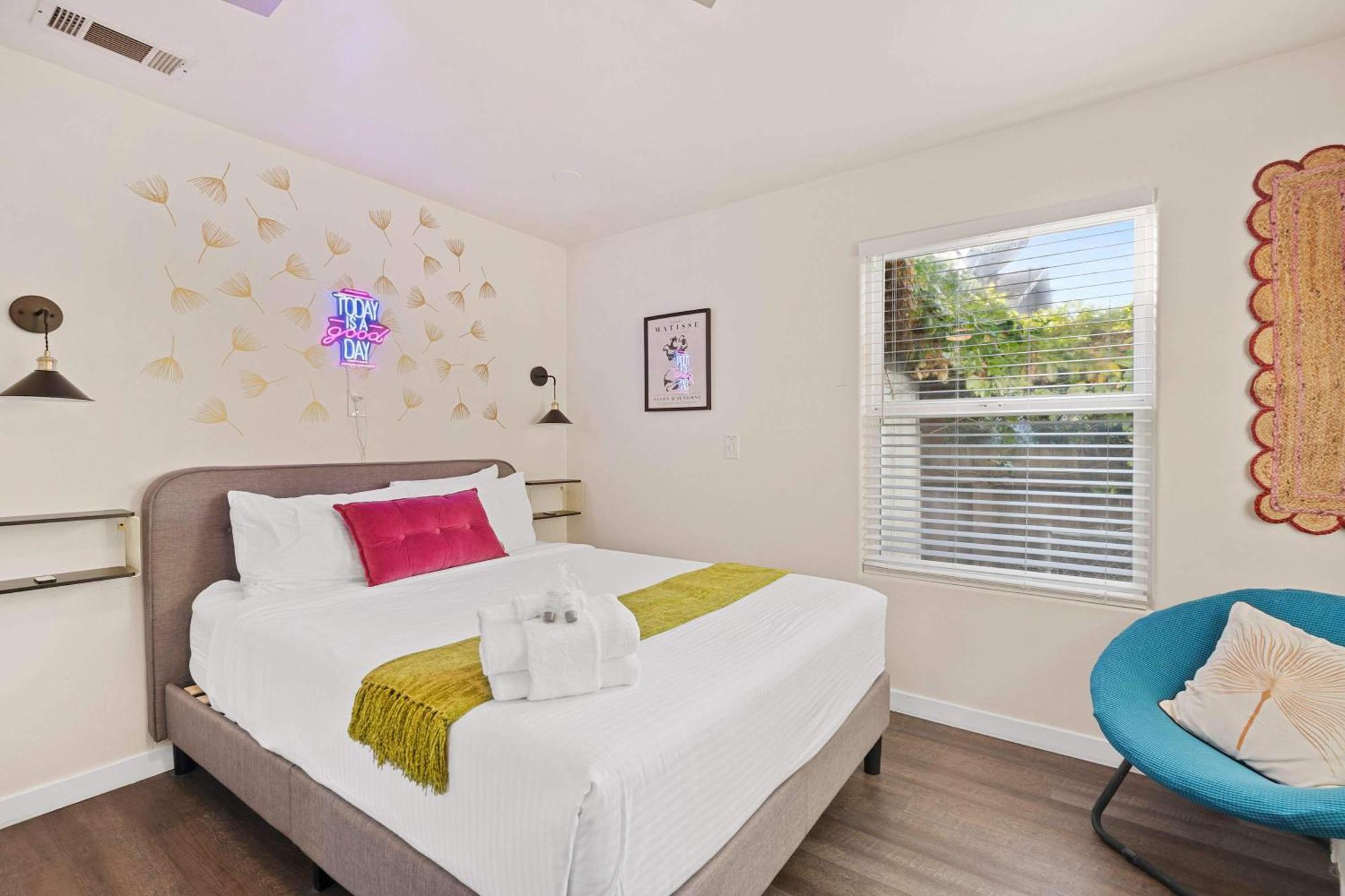 Catch N' Relax On Nimitz- Minutes From The Harbor Holiday home *