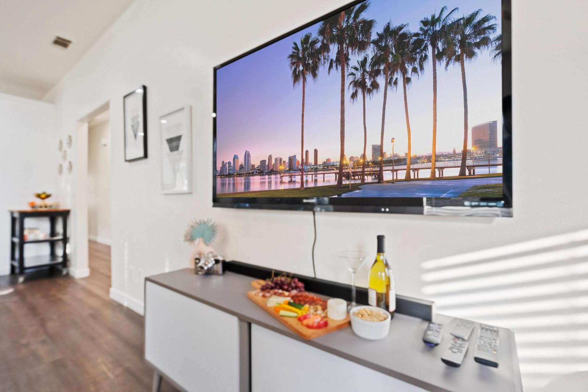 Holiday home Catch N' Relax On Nimitz- Minutes From The Harbor *