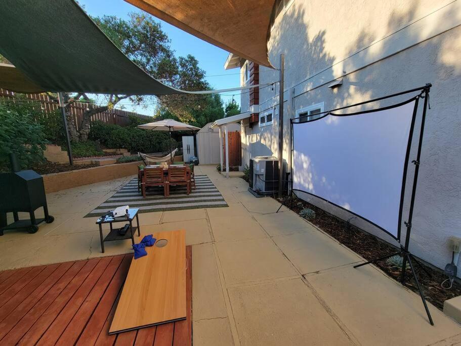 Oasis With Hot Tub, Gym, Outdoor Theater, Huge Yard * San Diego