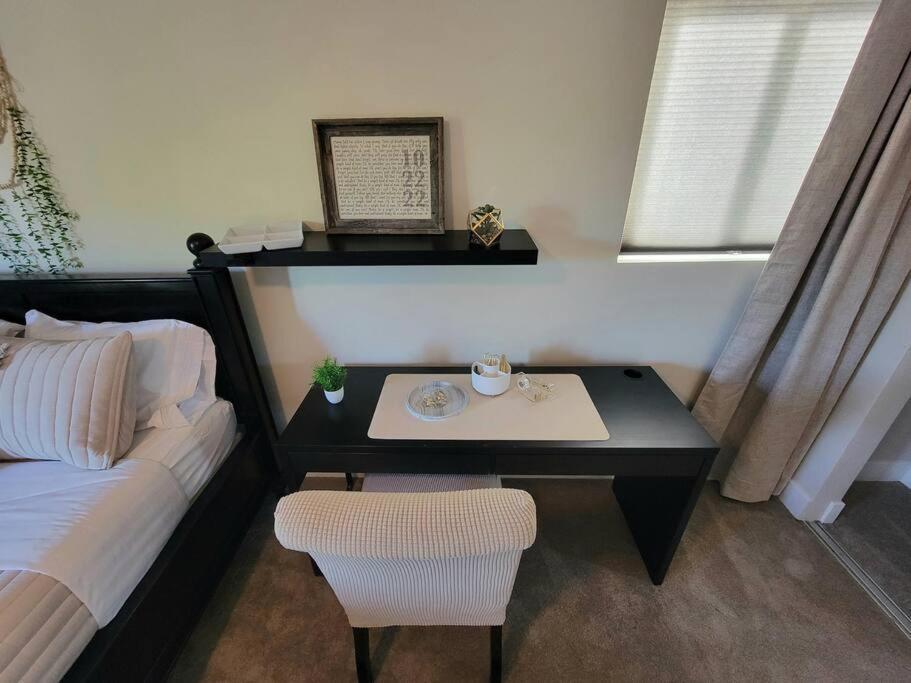 Oasis With Hot Tub, Gym, Outdoor Theater, Huge Yard * San Diego