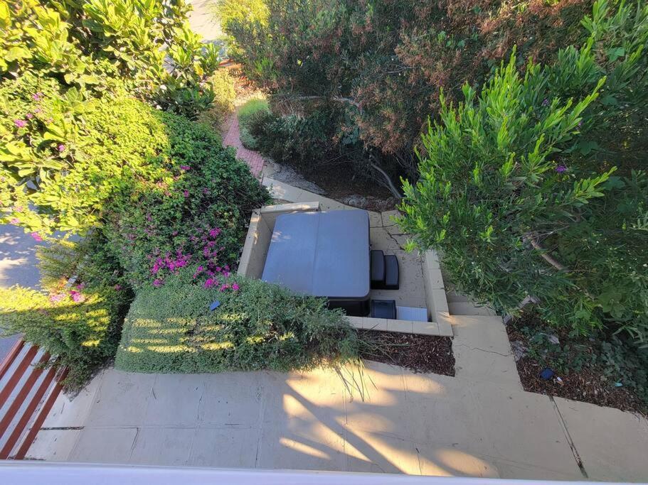 Holiday home Oasis With Hot Tub, Gym, Outdoor Theater, Huge Yard San Diego