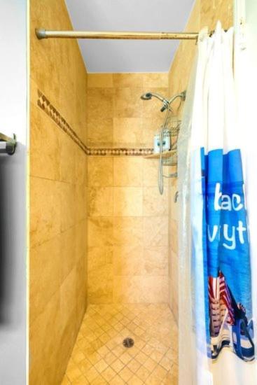 Holiday home 107-oceanfront Lux 1-7 *
