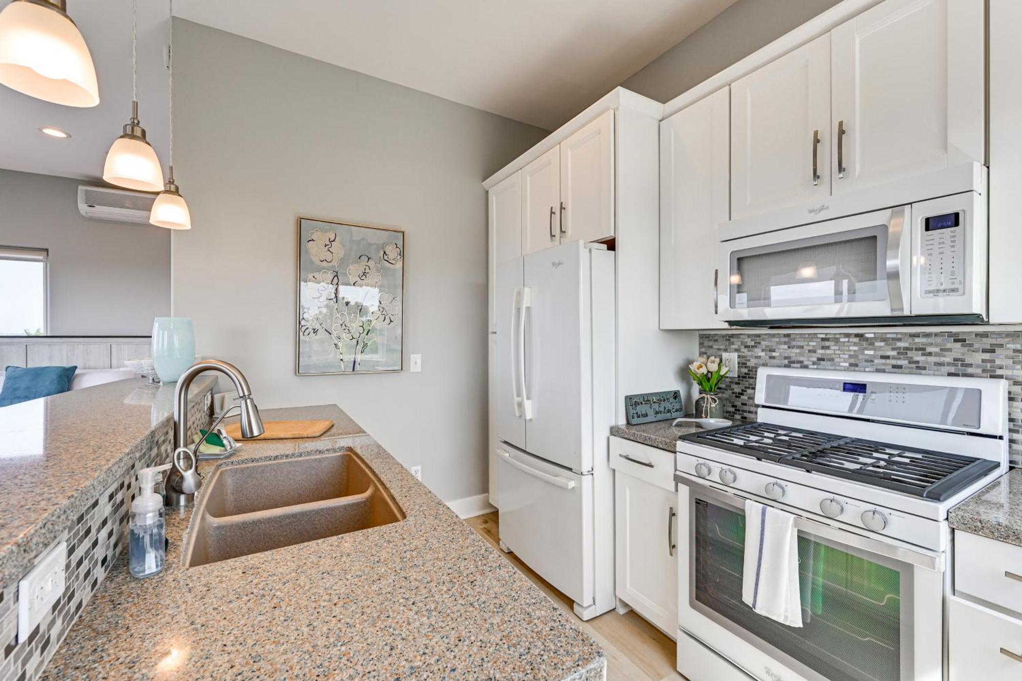 Apartment Private Ocean With Ocean Views! *