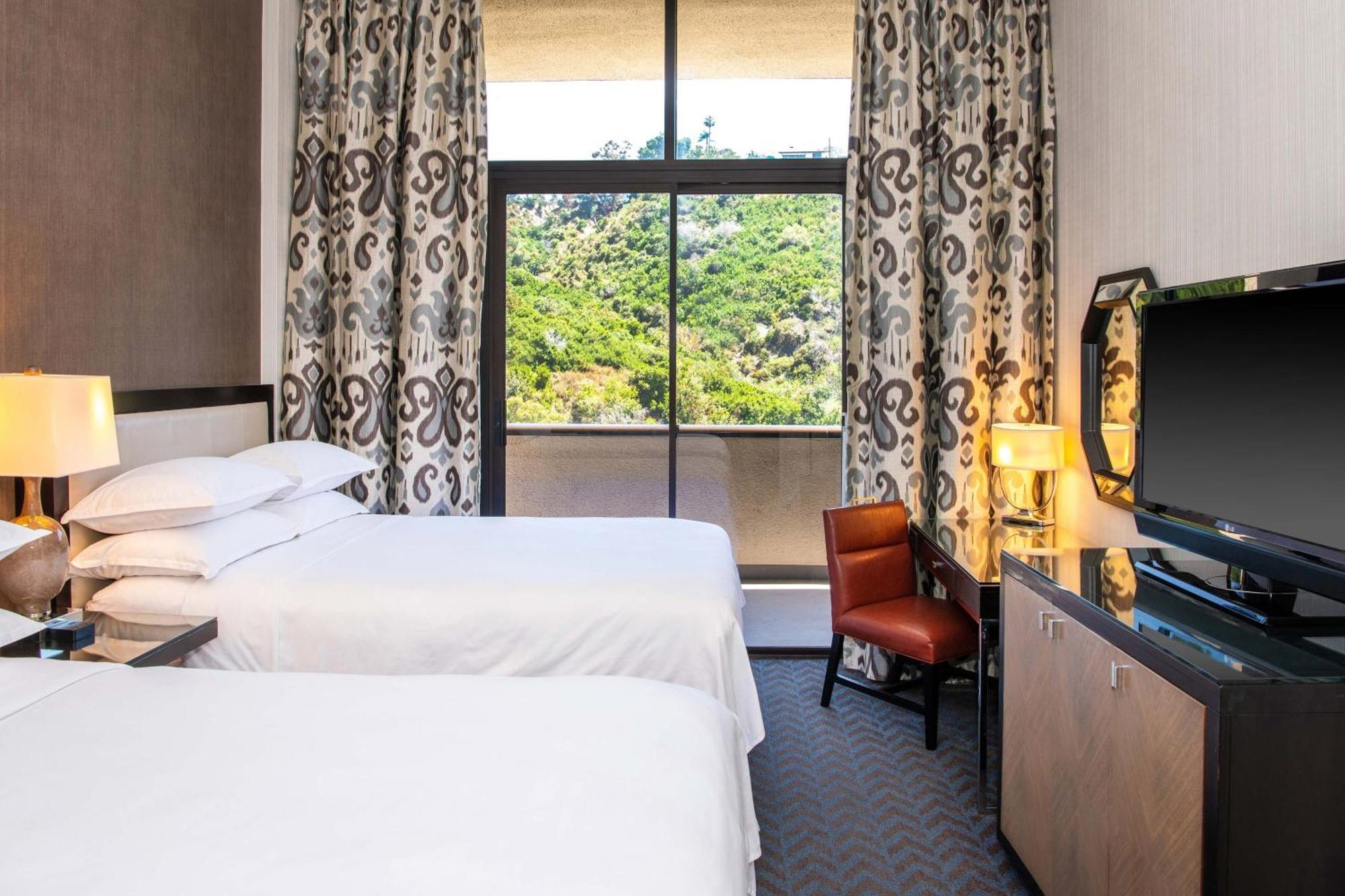 Hotel Sheraton Mission Valley 4*