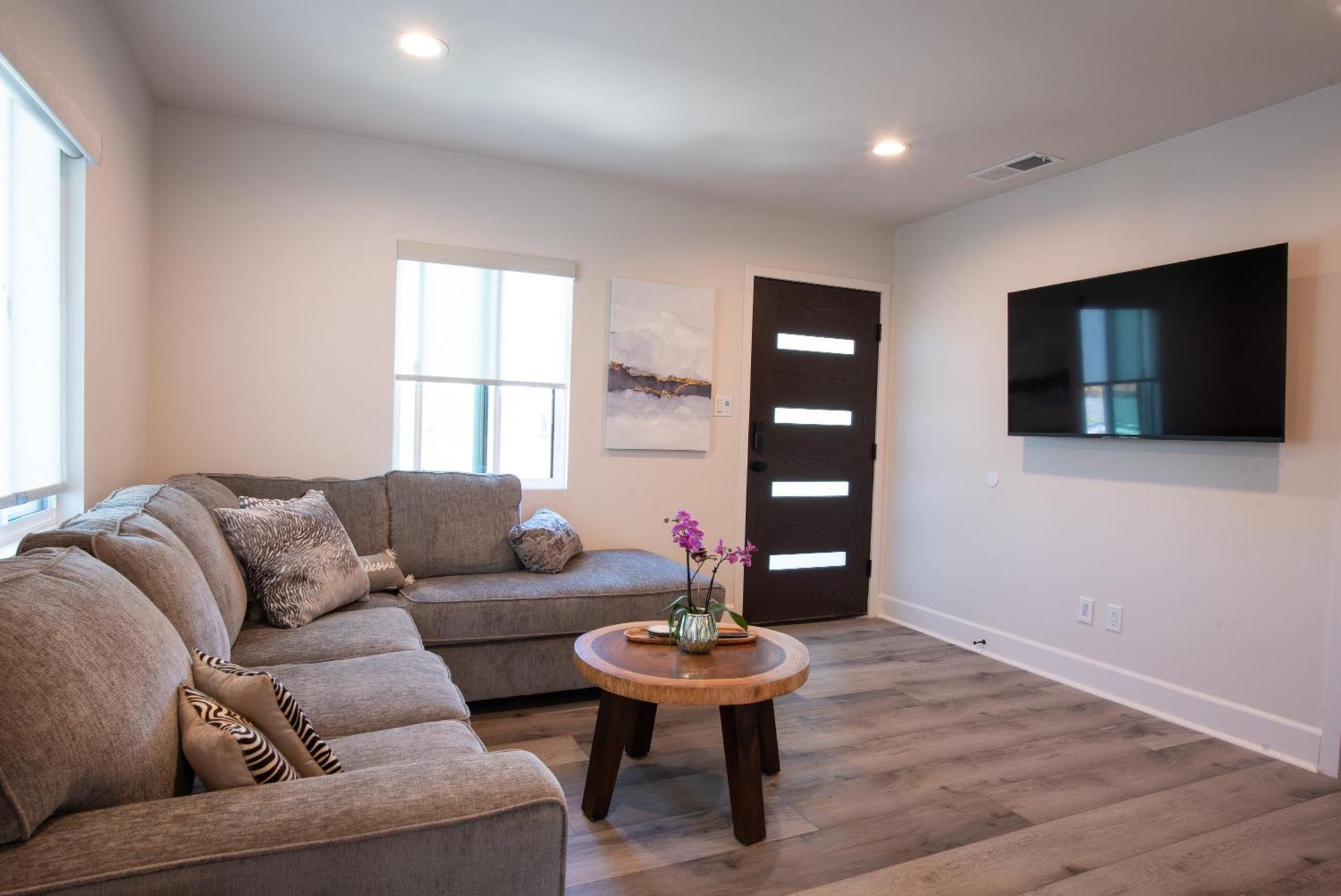 5bd Family, Event Friendly 4plex Steps2beach Apartment San Diego