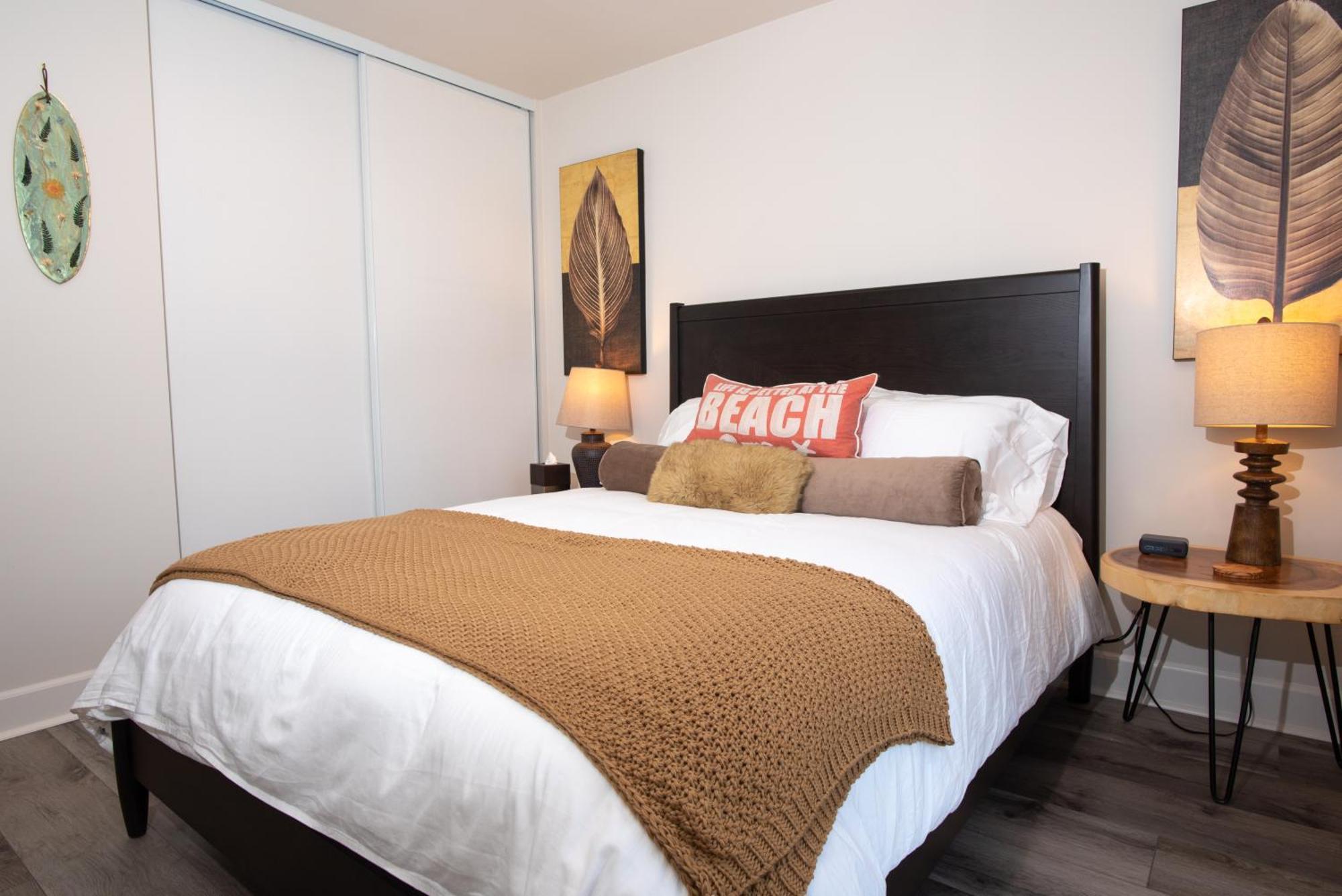 5bd Family, Event Friendly 4plex Steps2beach Apartment
