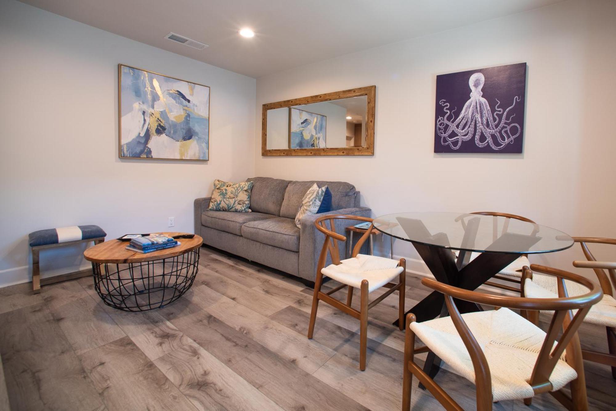 5bd Family, Event Friendly 4plex Steps2beach Apartment *