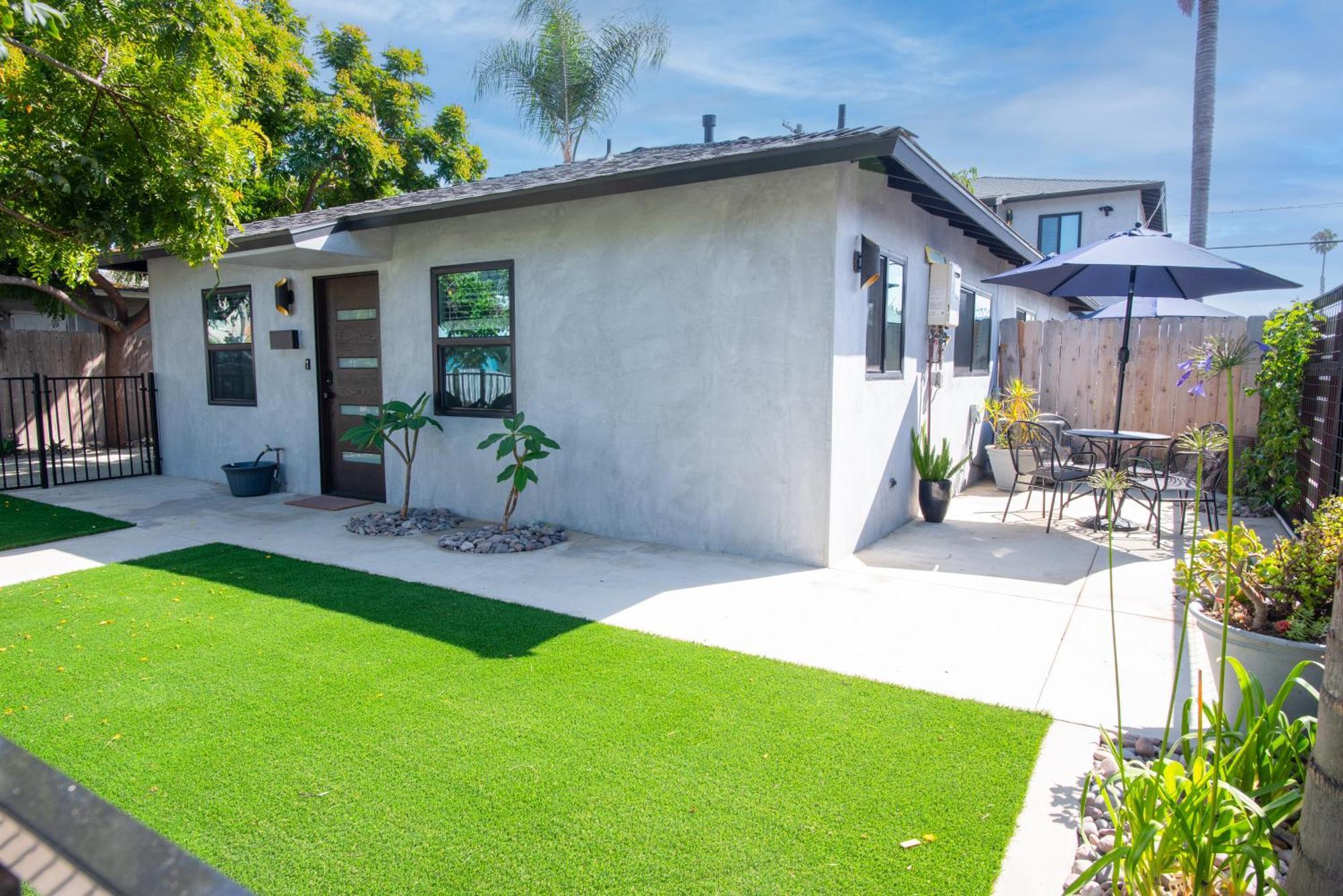 Apartment 5bd Family, Event Friendly 4plex Steps2beach *