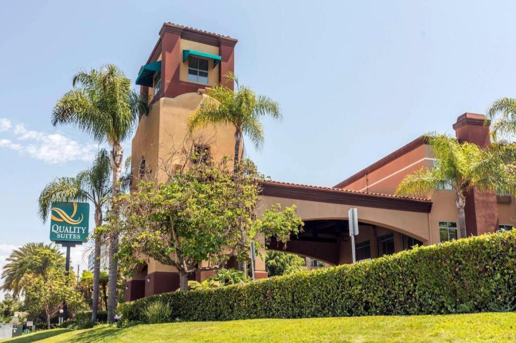 Ramada By Wyndham Hotel San Diego