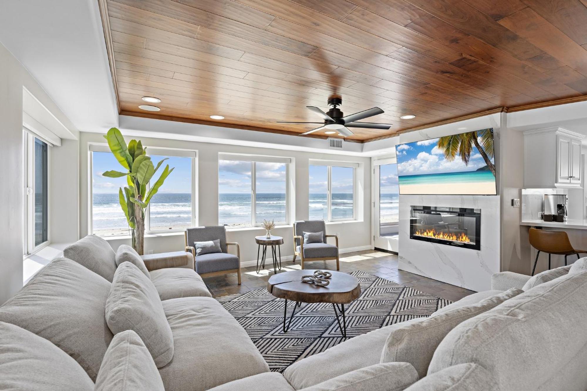 B5130 Bluewater Oceanfront 2 North Apartment San Diego