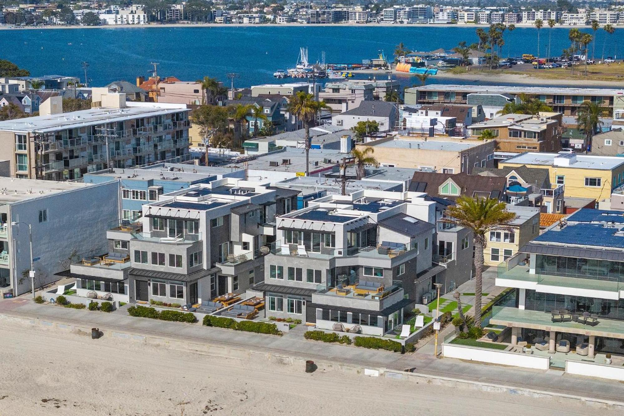 Apartment B5130 Bluewater Oceanfront 2 North San Diego