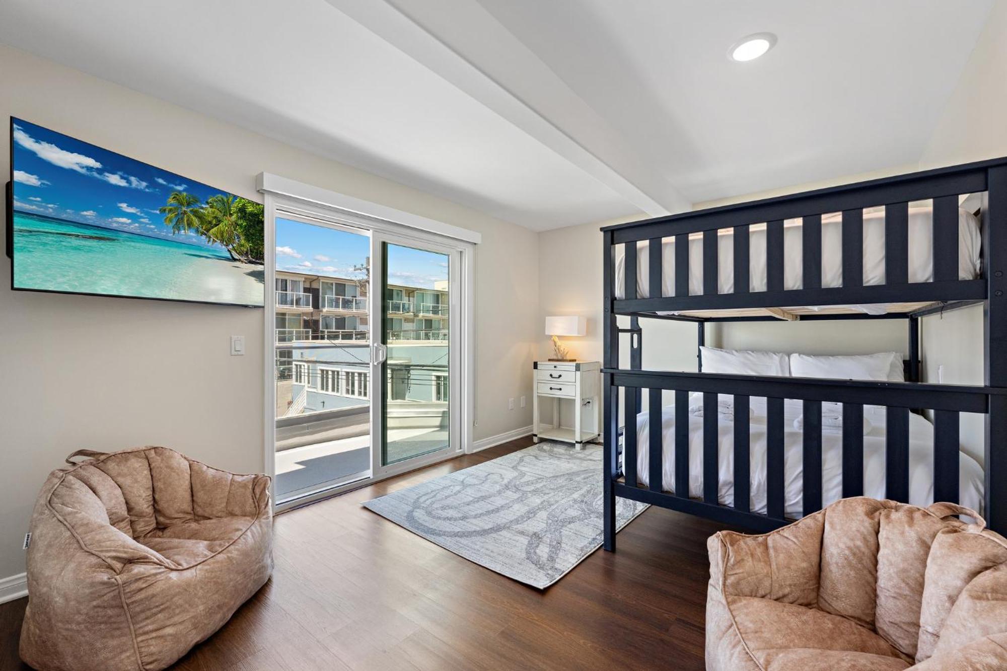 B5130 Bluewater Oceanfront 2 North Apartment San Diego