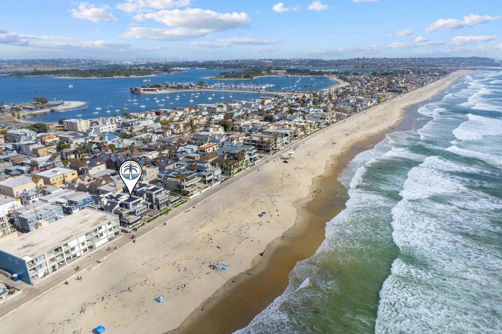 B5130 Bluewater Oceanfront 2 North * San Diego