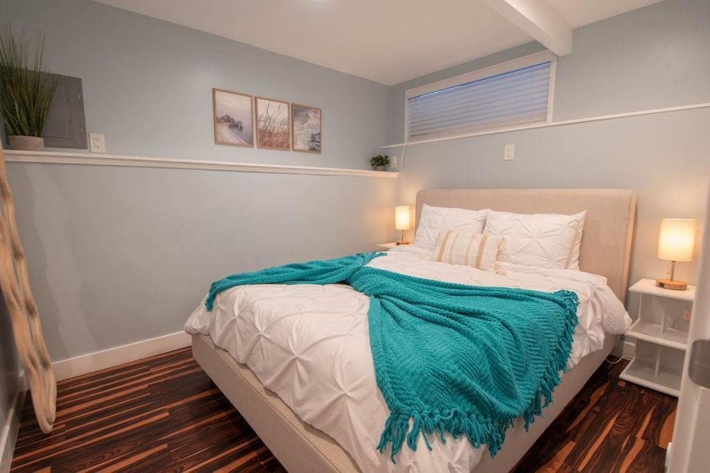 Holiday home New! Pt Loma Paradise: Remodel - Pool - Game - Wow! San Diego