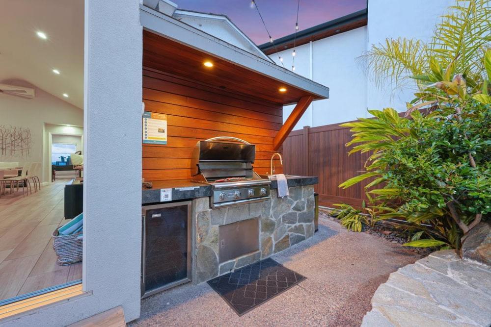 Omg!! A Blue Lagoon In The ♥ Of The City? Game Room, Views, Luxury * San Diego