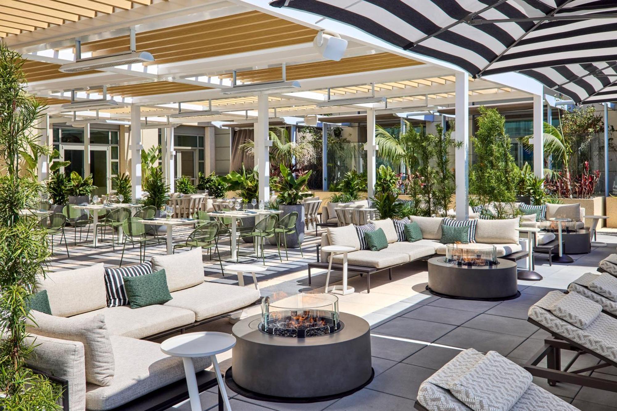 Hotel Omni