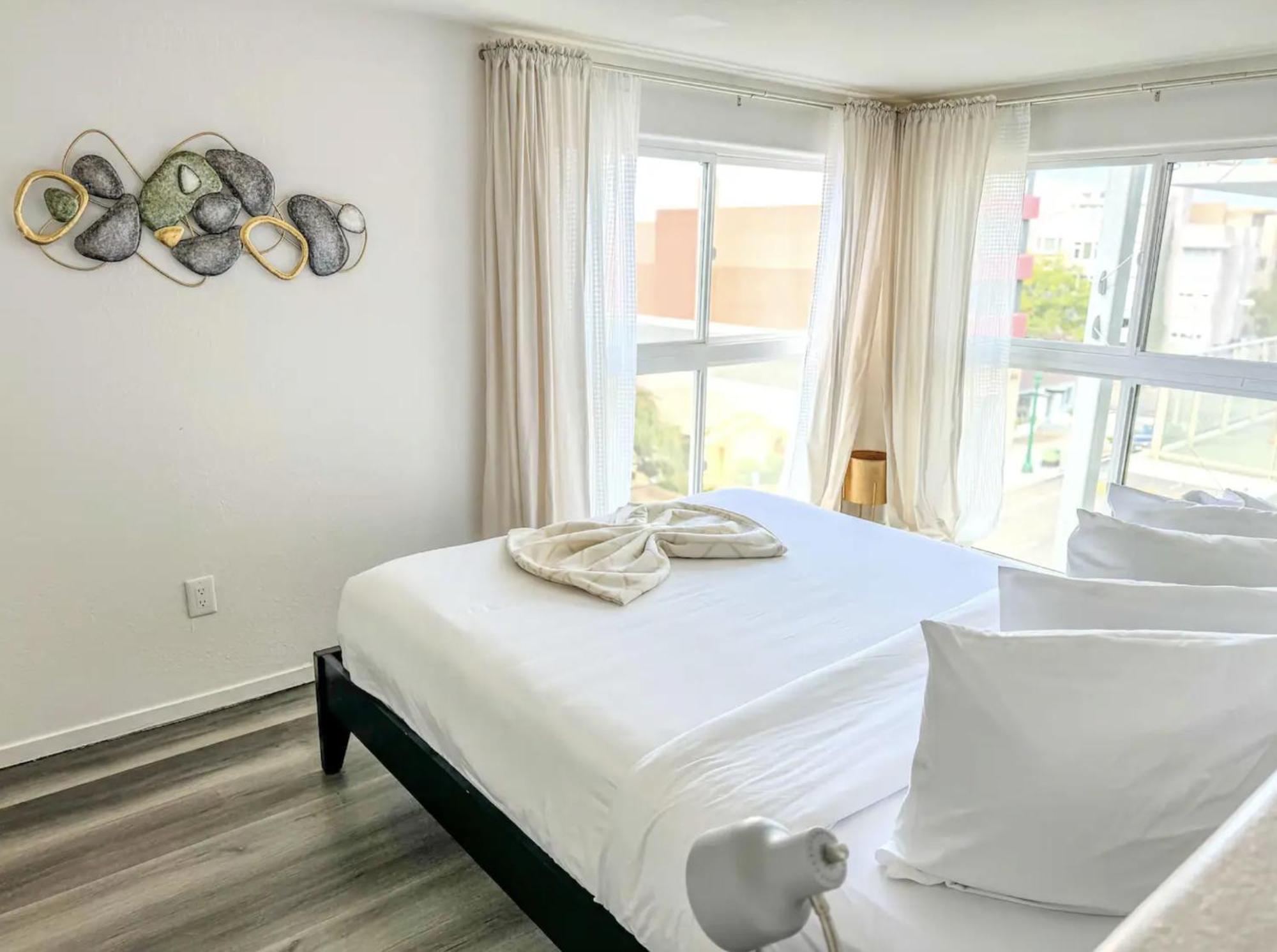 Little Italy Modern Lofts Aparthotel 3*