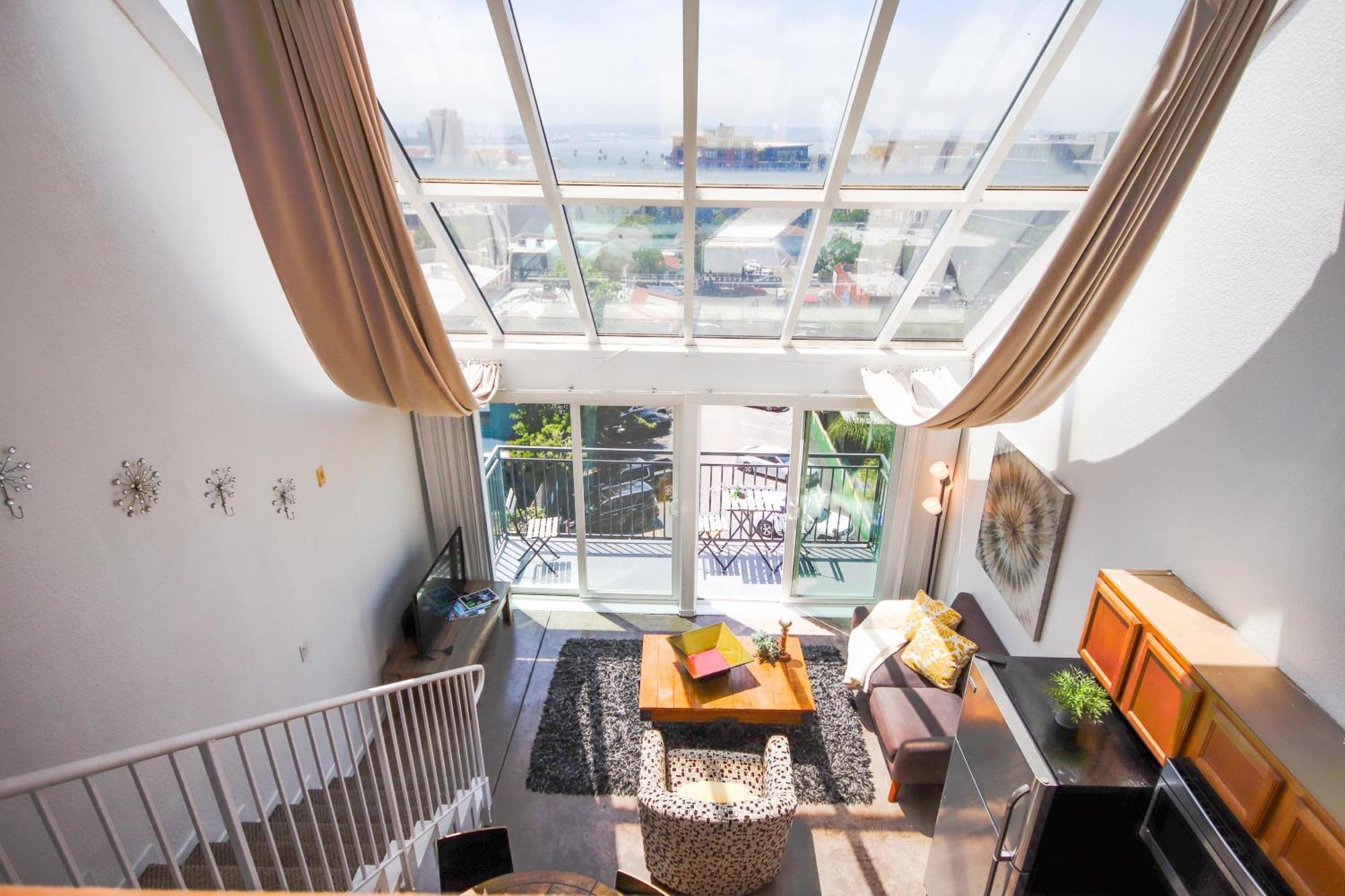 Little Italy Modern Lofts 3*