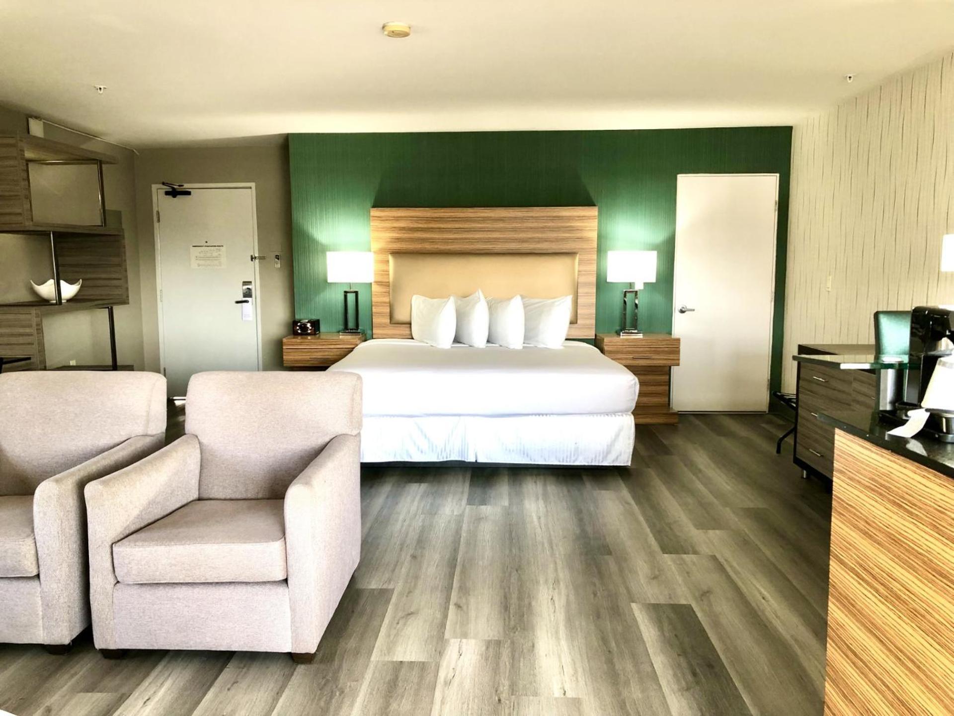 Porto Vista In Little Italy (adults Only) Hotel 3*