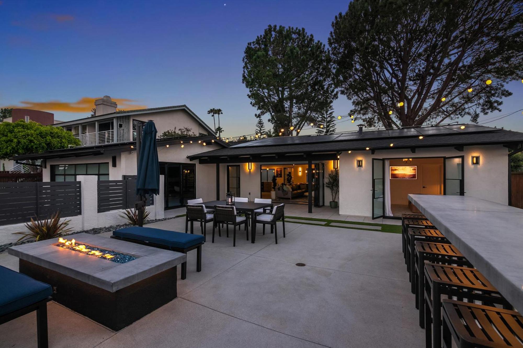 Holiday home Del Mar Elegant Haven With Mountain Vistas *