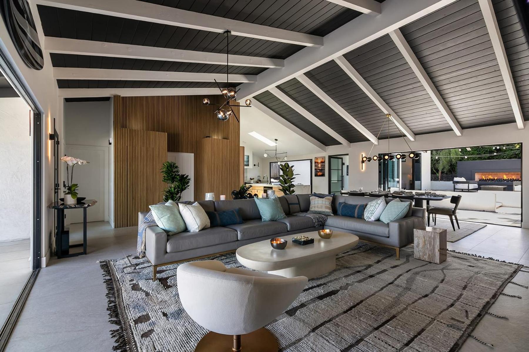 Del Mar Elegant Haven With Mountain Vistas