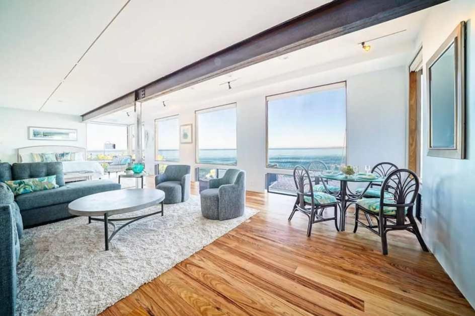 Spectacular La Jolla Cove Compound