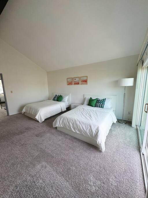 Beautiful House In Mira Mesa Villa