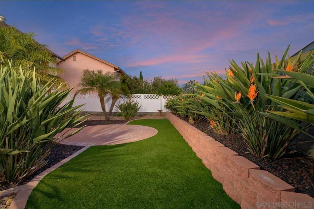 Beautiful House In Mira Mesa Villa *
