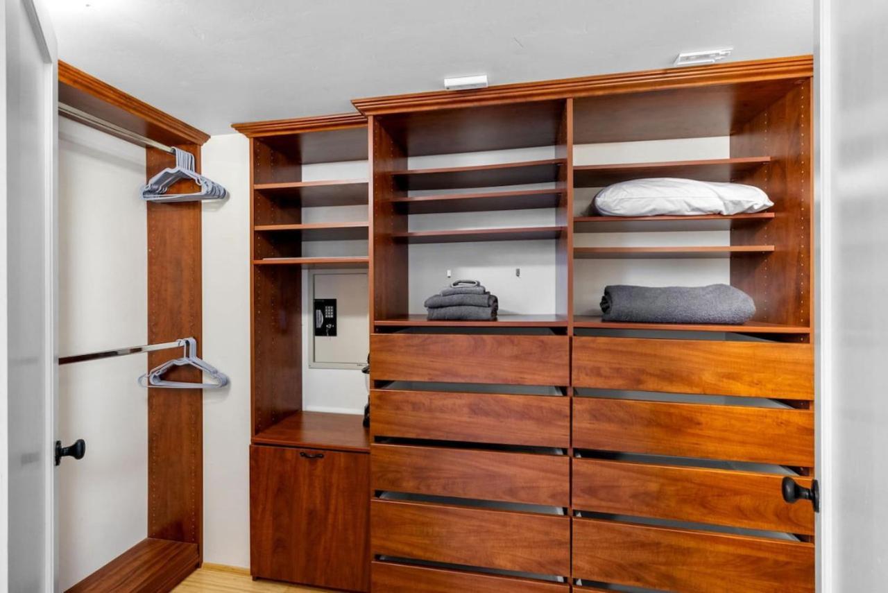 Charming And Elegant With Stunning Rooftop View Apartment *