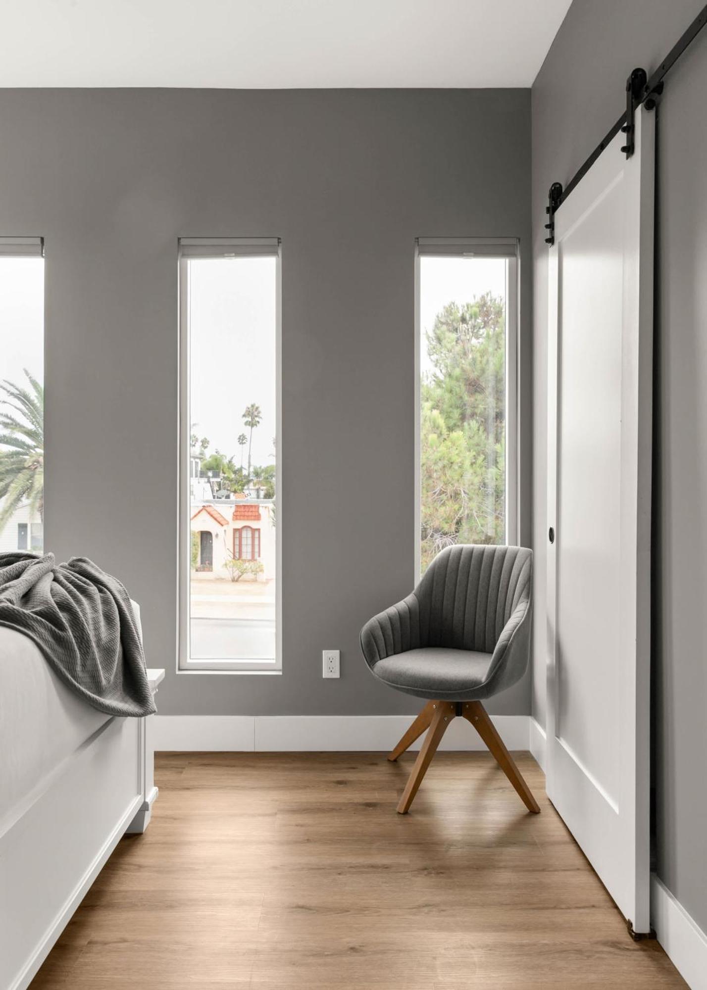 Brand New Coastal Contemporary In Pacific *