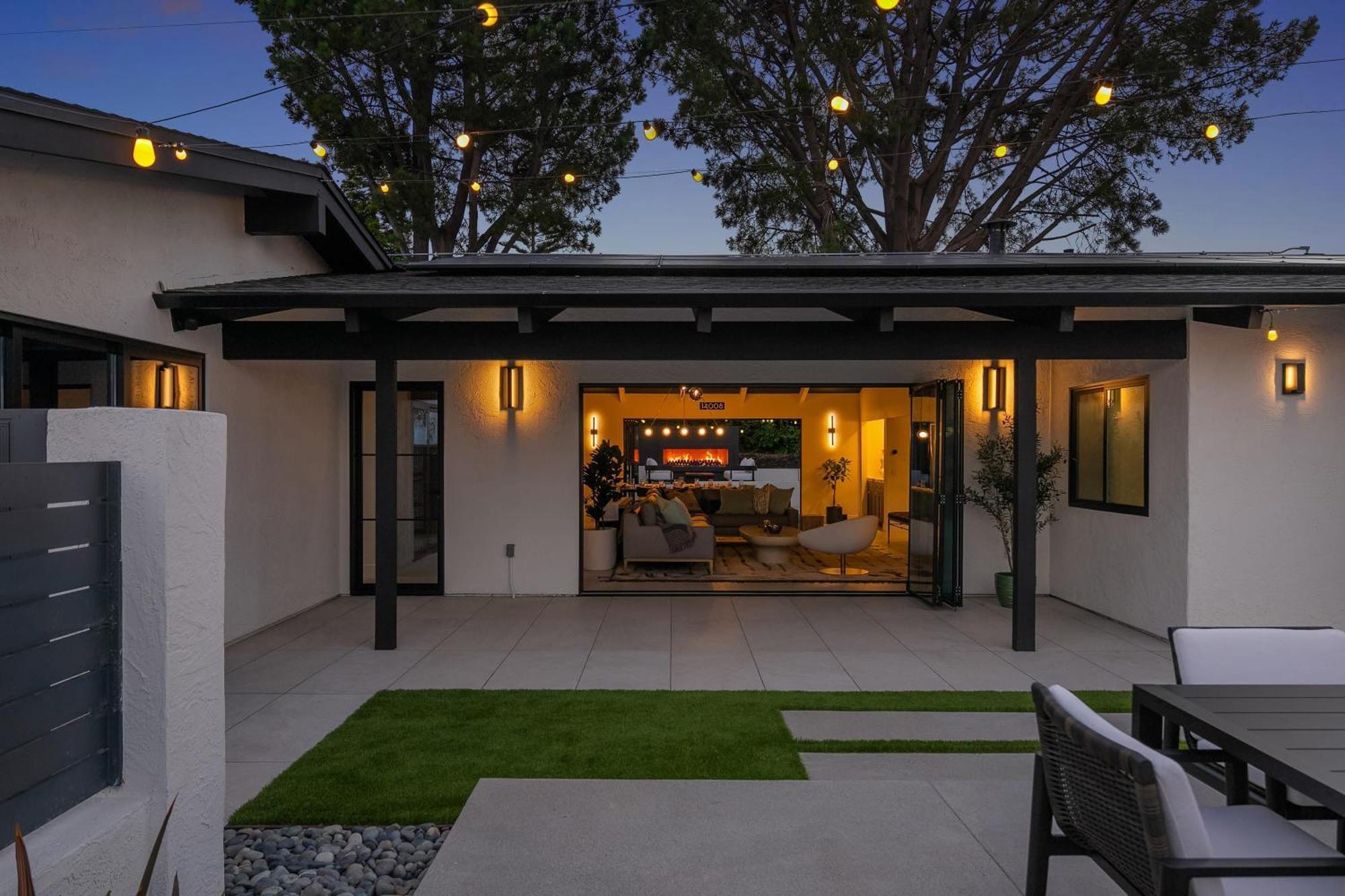 Del Mar Elegant Haven With Mountain Vistas Holiday home San Diego