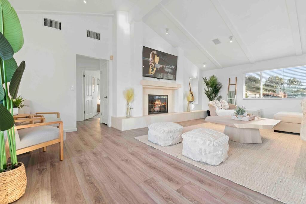 Immaculate 5br Micro With Heated Pool &