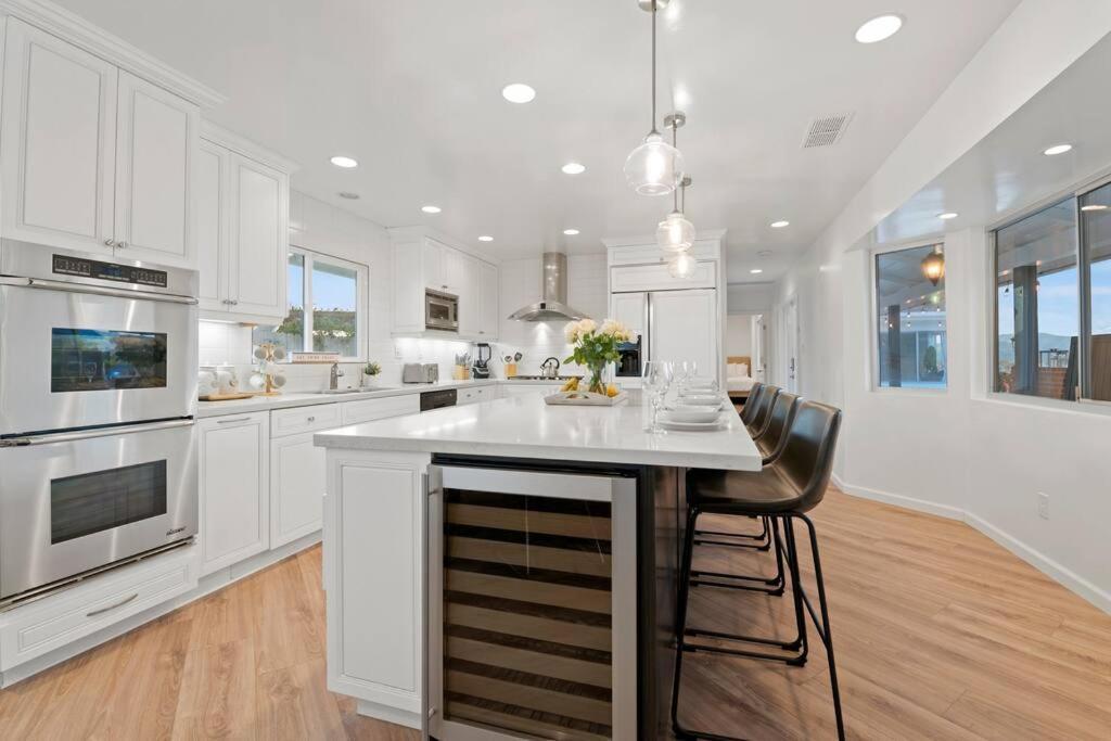 Immaculate 5br Micro With Heated Pool & San Diego
