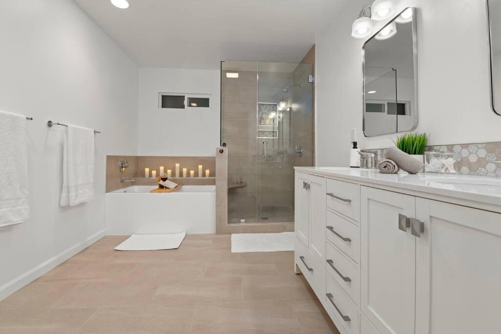 Immaculate 5br Micro With Heated Pool &