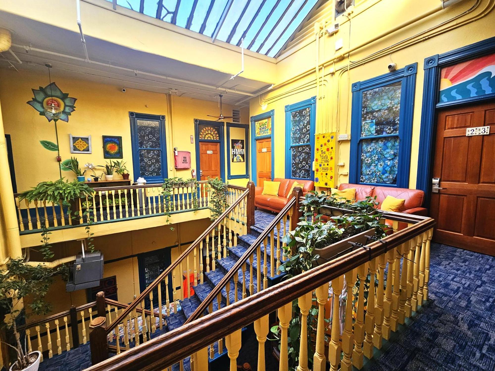 Gaslamp Hostel *