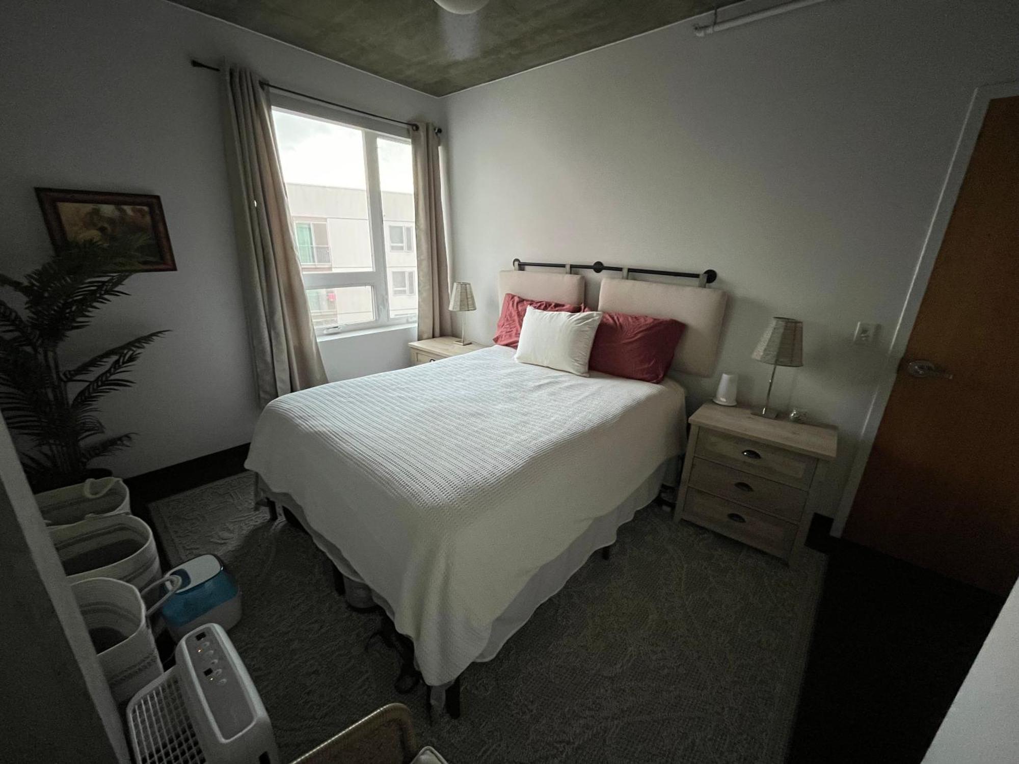 2 Bedroom For Uc Affiliate, Short-term Sublease Apartment San Diego