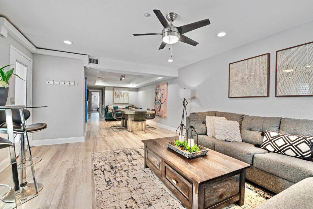 Mb Contemporary 14 Guests By Ac Garage Apartment *