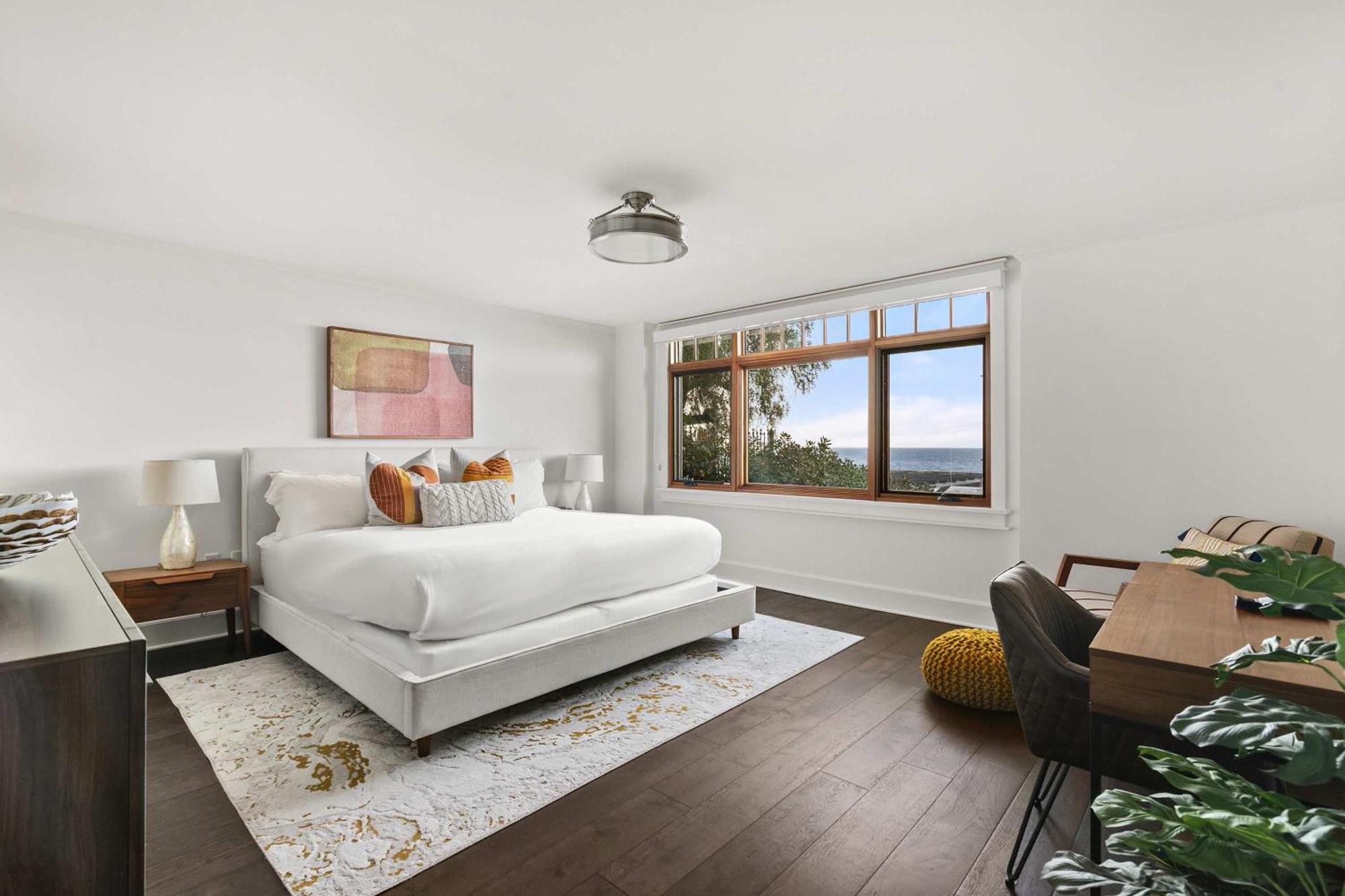 La Jolla Cove-oceanfront 5600sf 3br+loft 5ba House Villiage Location Walk Everywhere