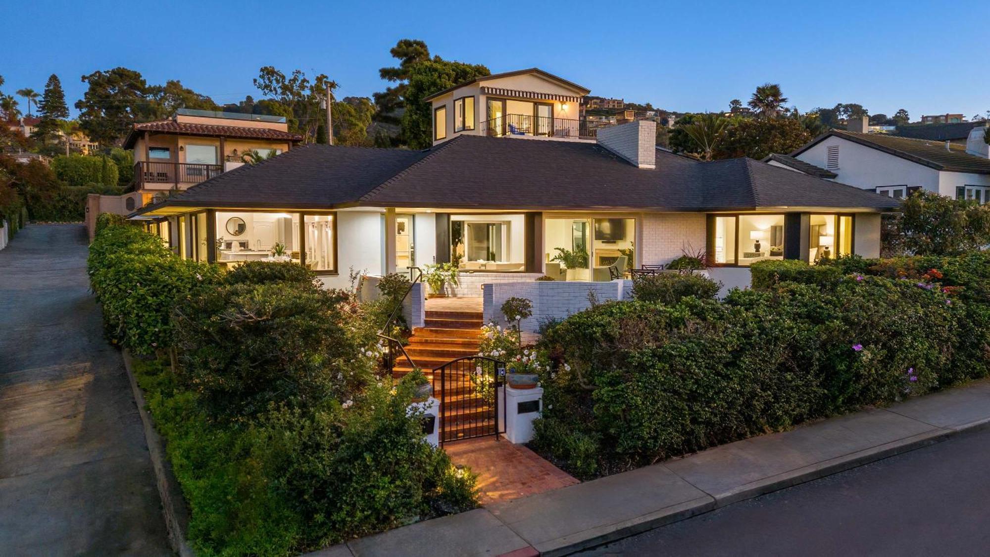 Pacific Perfection - Ocean Views Jacuzzi Walk To And Dining San Diego