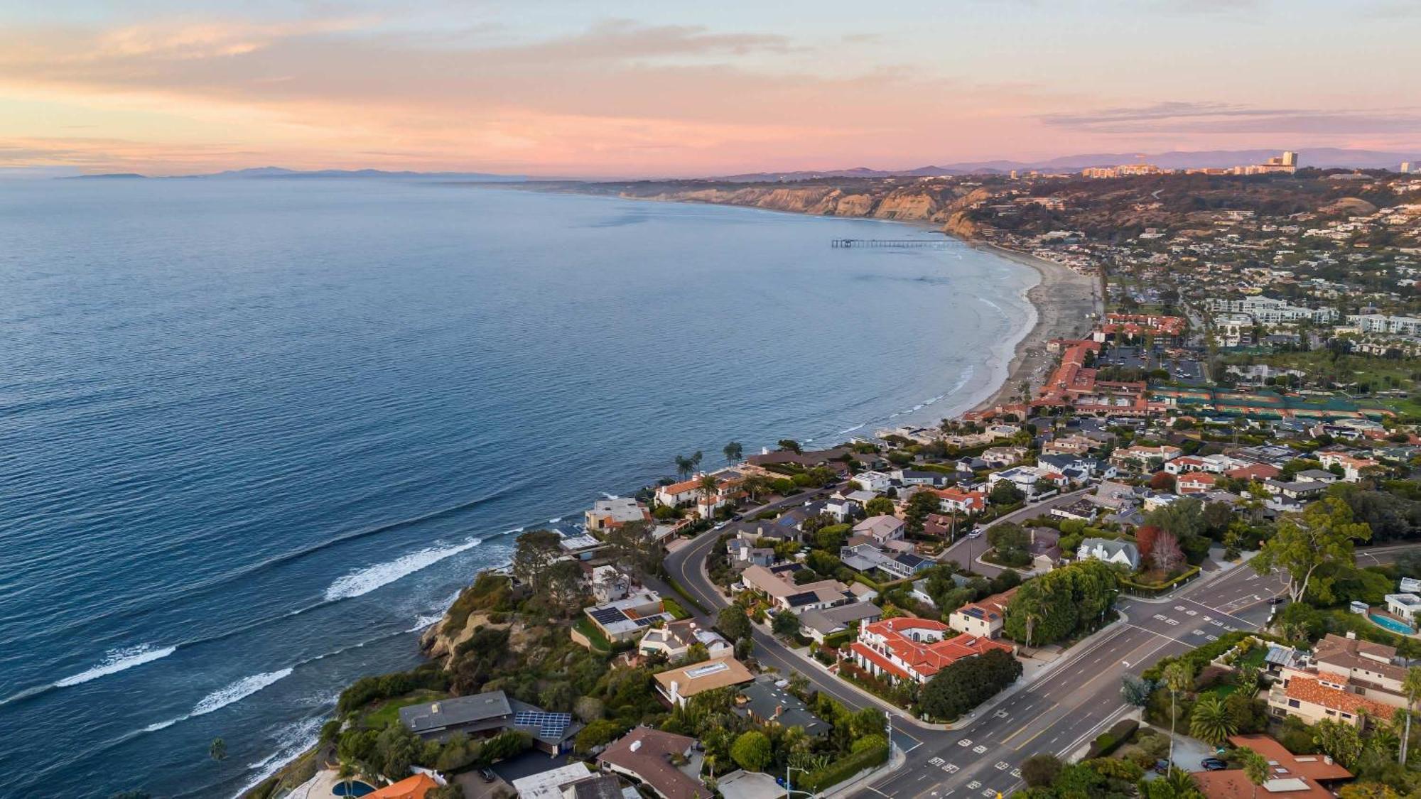 Pacific Perfection - Ocean Views Jacuzzi Walk To And Dining Holiday home San Diego