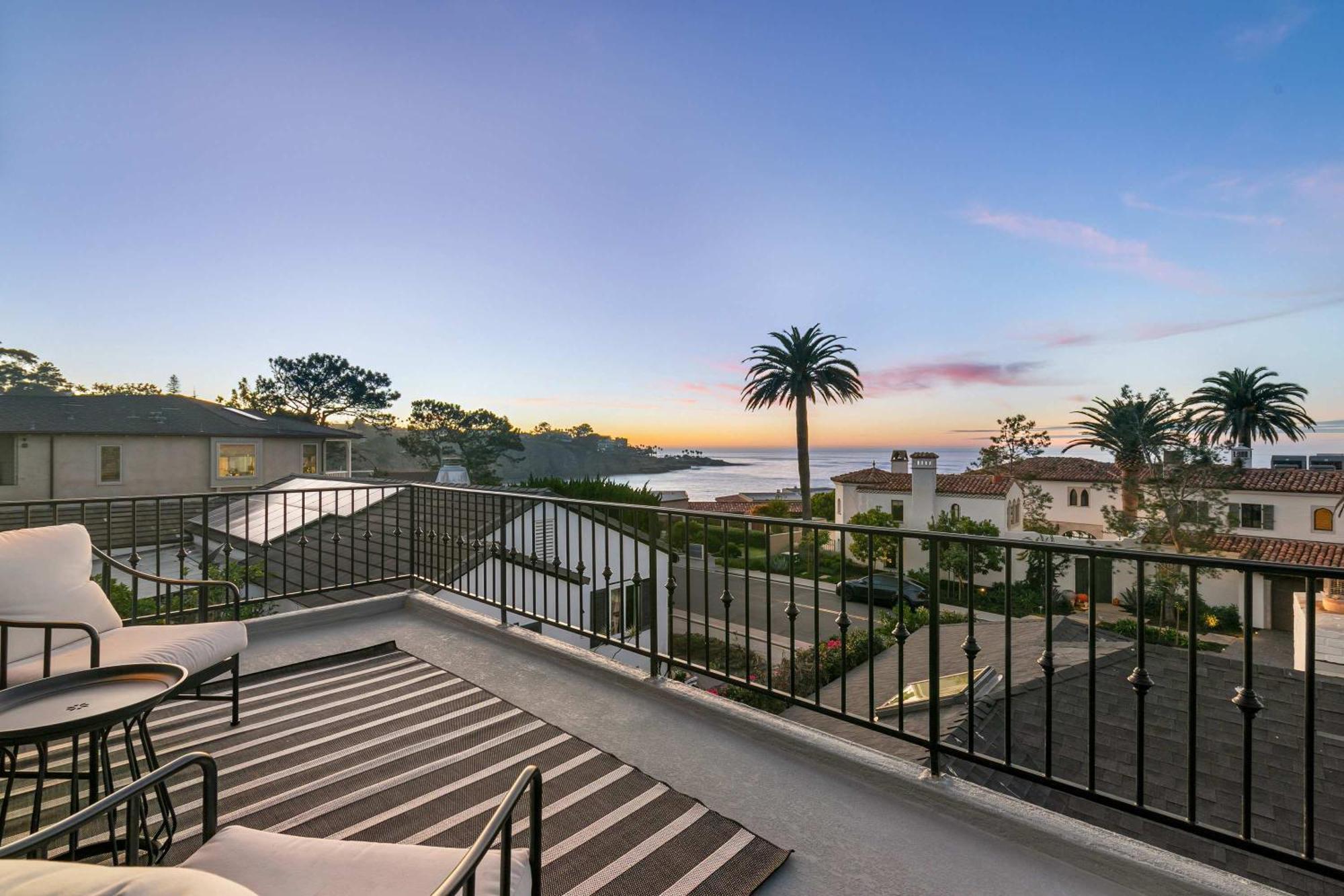 Pacific Perfection - Ocean Views Jacuzzi Walk To And Dining San Diego