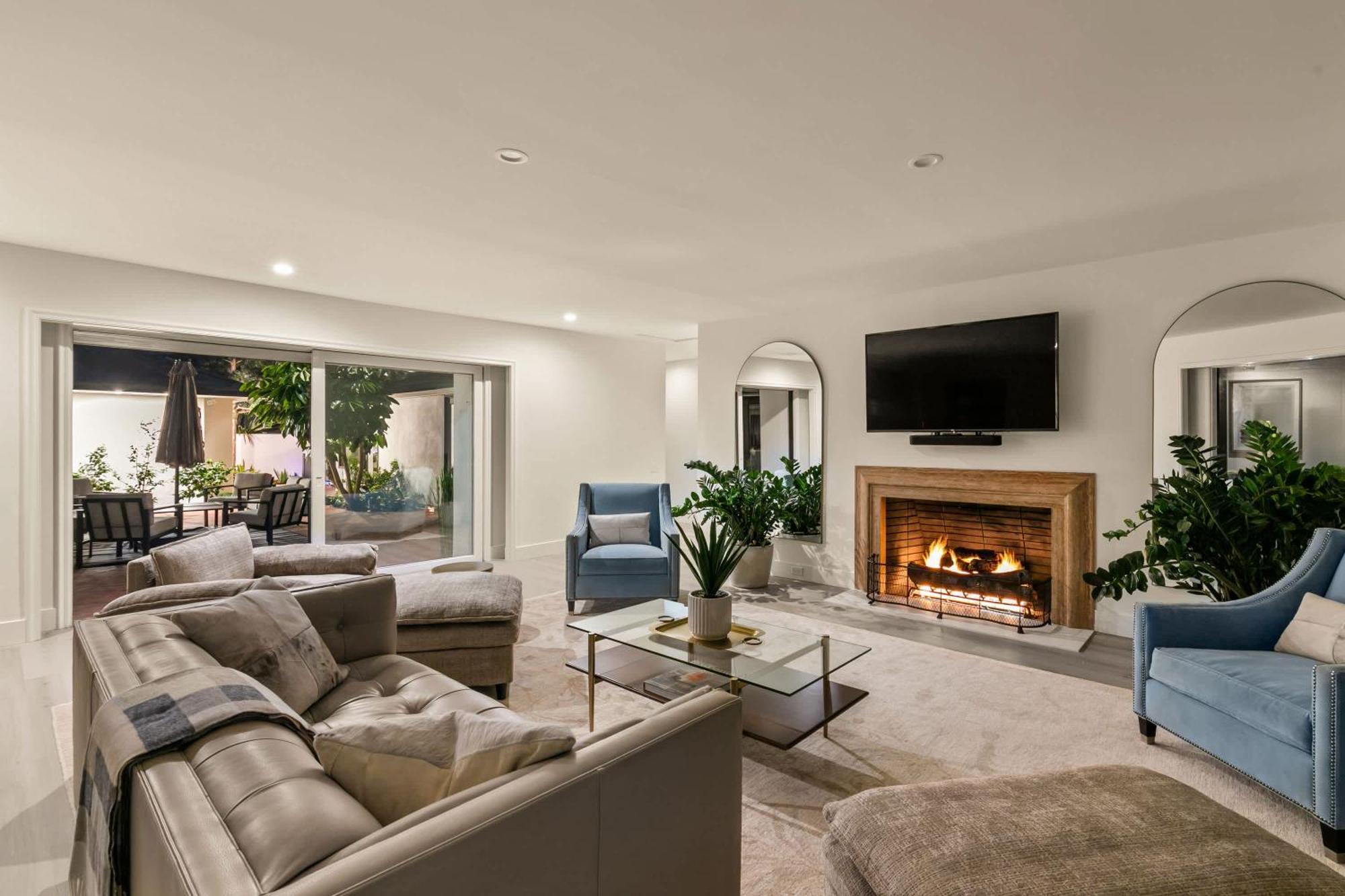 Pacific Perfection - Ocean Views Jacuzzi Walk To And Dining Holiday home *