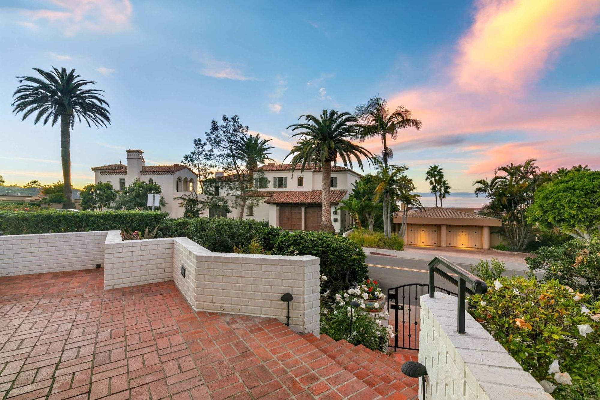Pacific Perfection - Ocean Views Jacuzzi Walk To And Dining Holiday home San Diego