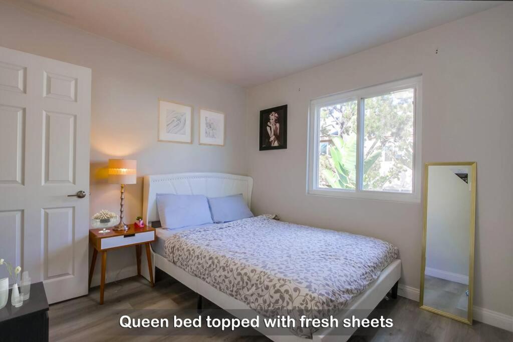 Holiday home Entire Modern 4-bedroom W Pool, King Bed, Garage, Prime Location