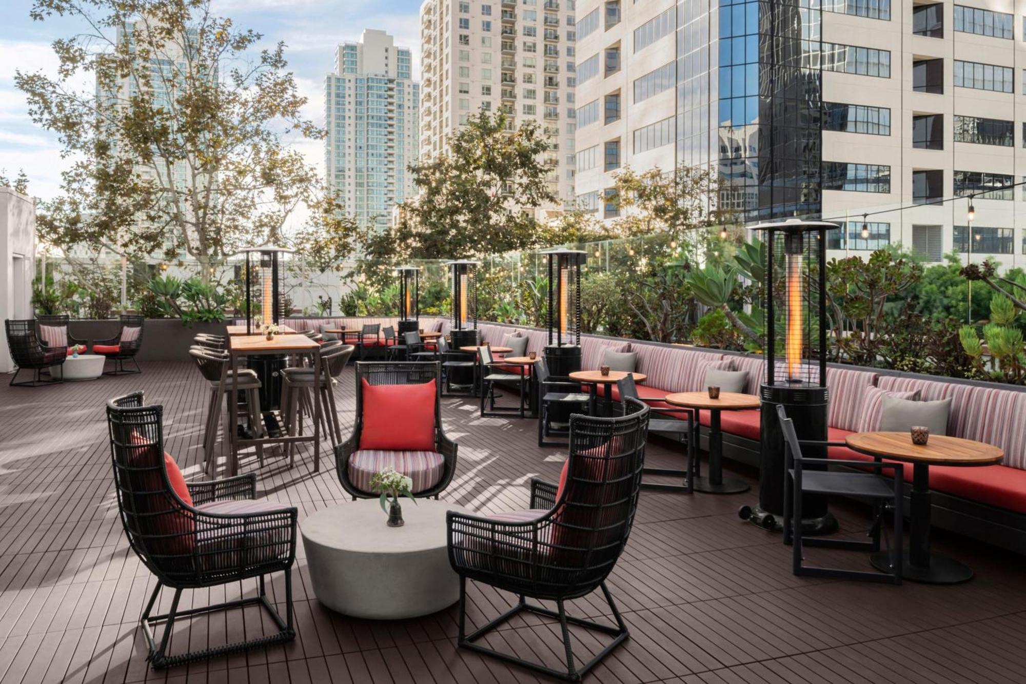 Republic San Diego, Autograph Collection 4* San Diego