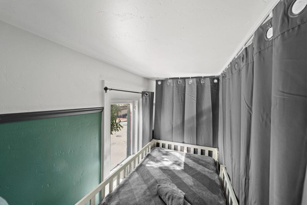 La Ventana 4 Bed Bed & Breakfast