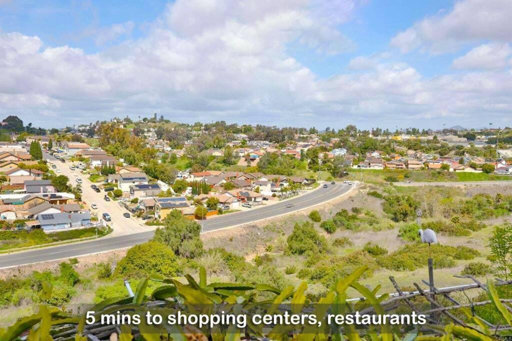 Entire Private 4-bedroom House W Garage, Big Yard, King Bed, Baby Crib *