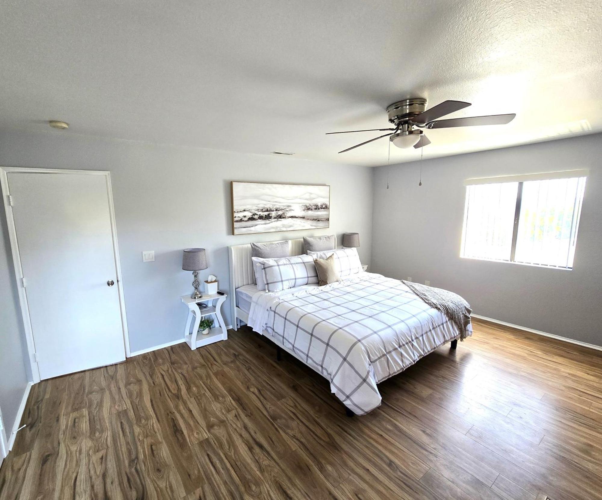 Holiday home Fun-gameroom & Gazebo-centrally Located!