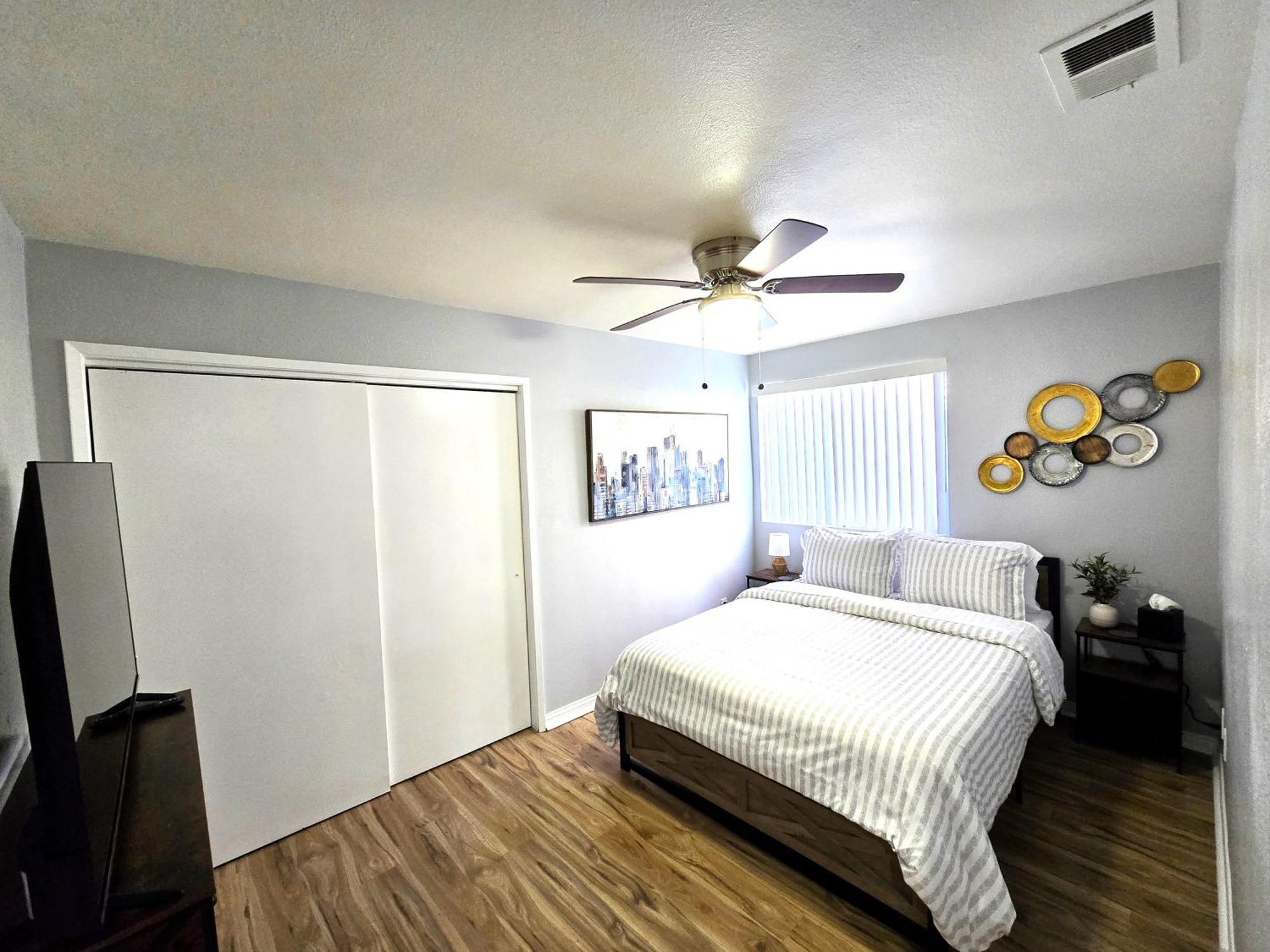 Fun-gameroom & Gazebo-centrally Located!